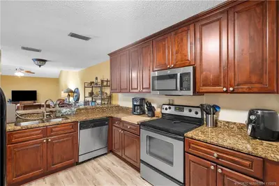 1100 SE Mitchell Avenue 101, Port St. Lucie – Townhouse for sale