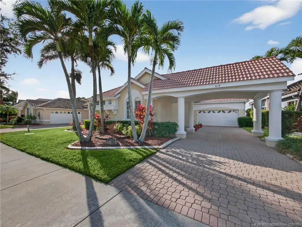 Photo 3 at 618 SW Lake Charles Circle, Port St. Lucie