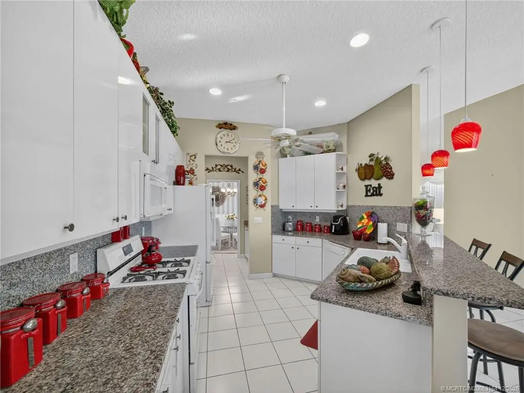 Photo 7 at 618 SW Lake Charles Circle, Port St. Lucie