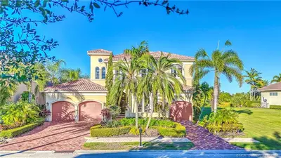 190 SE Bella Strano, Port St. Lucie – Single Family Residence for sale