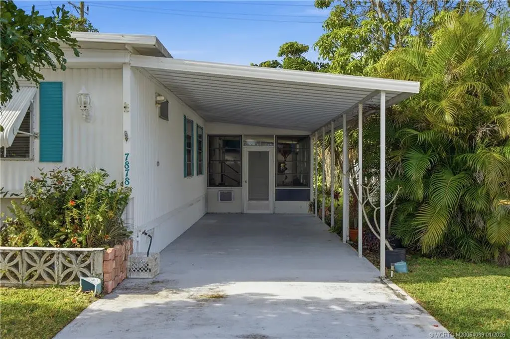 Photo 2 at 7878 SE Swan Avenue, Hobe Sound