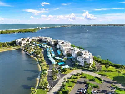 5700 NE Island Cove Way 4301, Stuart – Condominium for sale