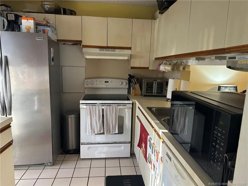 Photo 6 at 1421 NE 14th Court Q20, Jensen Beach