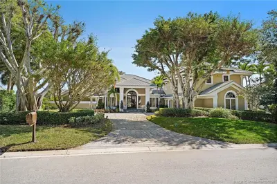 6481 SE Winged Foot Drive, Stuart – sold
