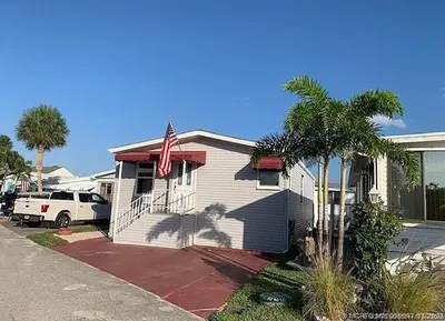 536 Nettles Boulevard, Jensen Beach – Manufactured Home for sale