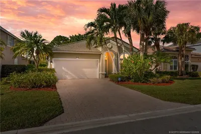 3546 NW Deer Oak Drive, Jensen Beach – sold