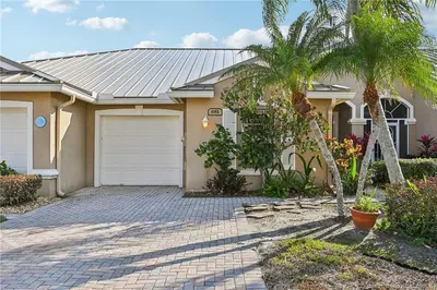 681 NW Broken Oak Trail, Jensen Beach – sold