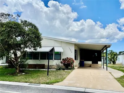 16398 SW Two Wood Way, Indiantown – Manufactured Home for sale