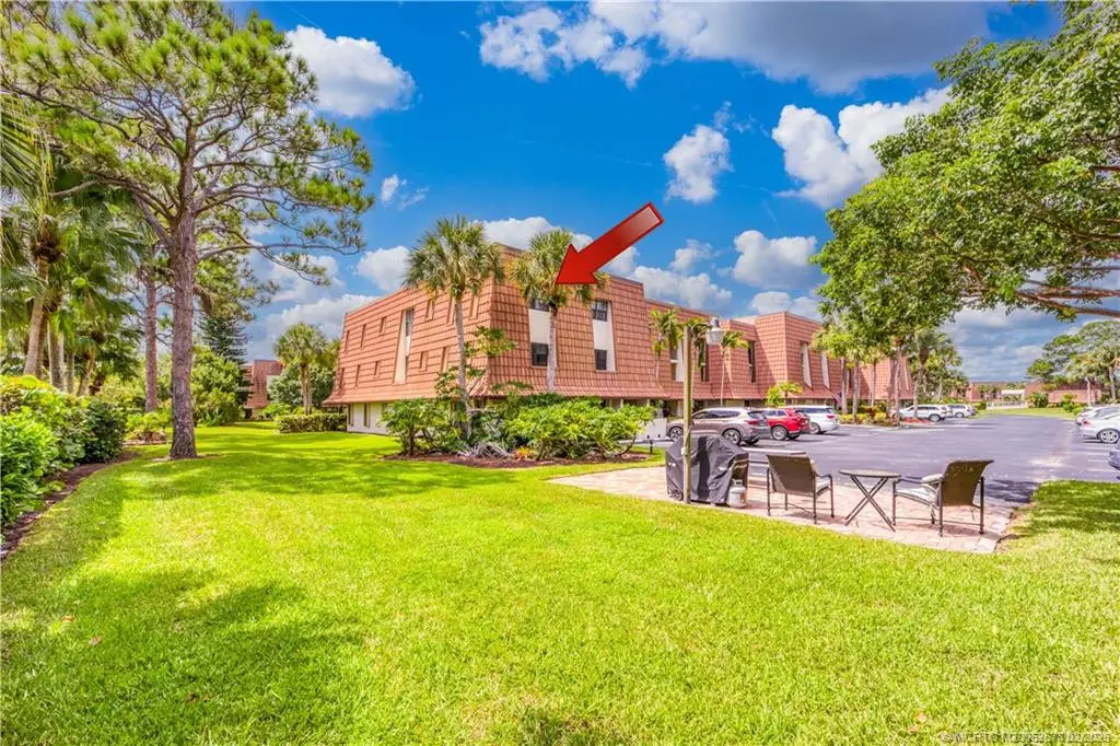 24 units. End units enjoy 350 sq ft more at 3100 SE Pruitt Road B301, Port St. Lucie