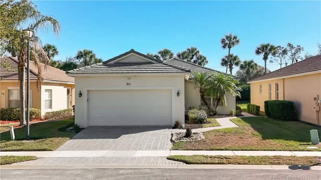 Photo 3 at 211 SW Deleon Springs Drive, Port St. Lucie