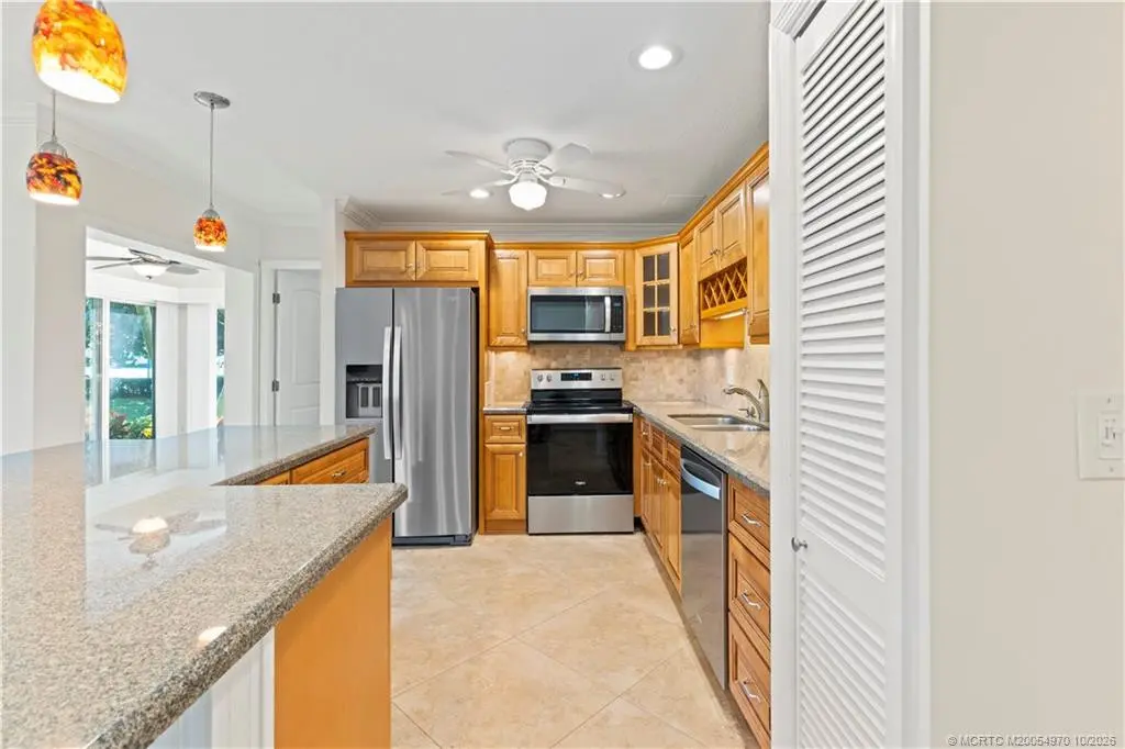 Photo 3 at 1800 SE Saint Lucie Boulevard 9-102, Stuart