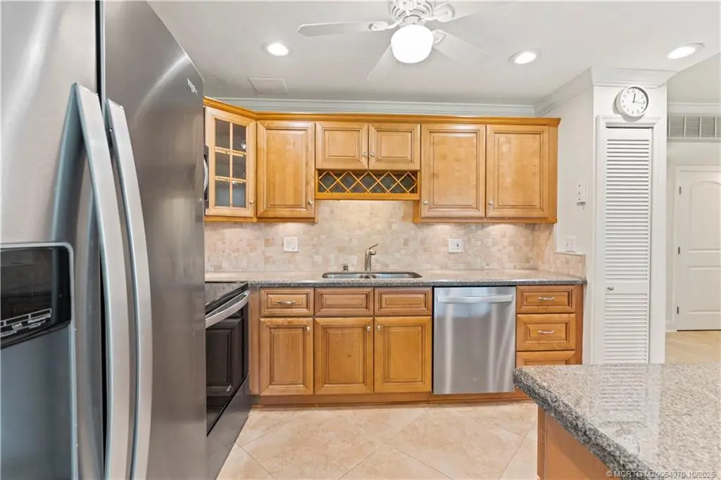 Photo 4 at 1800 SE Saint Lucie Boulevard 9-102, Stuart
