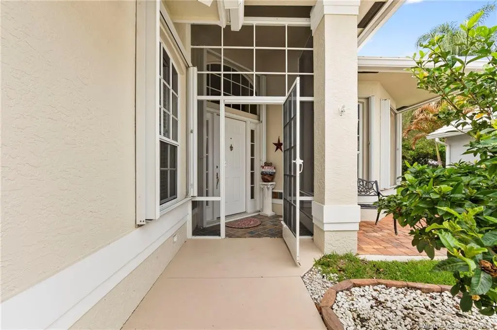 Photo 4 at 448 SW Fairway Landing, Port St. Lucie
