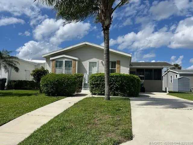 Photo 1 at 6283 Birch Lane, Lantana