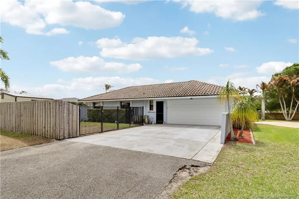 Photo 5 at 4379 SE Tall Pines Avenue, Stuart