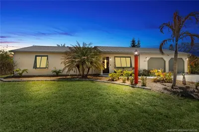 3009 SE Darien Road, Port St. Lucie – sold