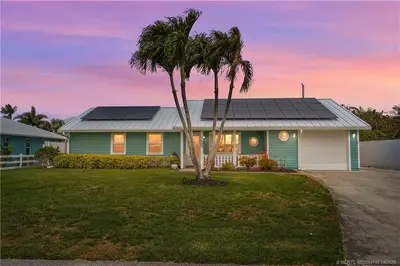 5605 SE Matousek Street, Stuart – sold