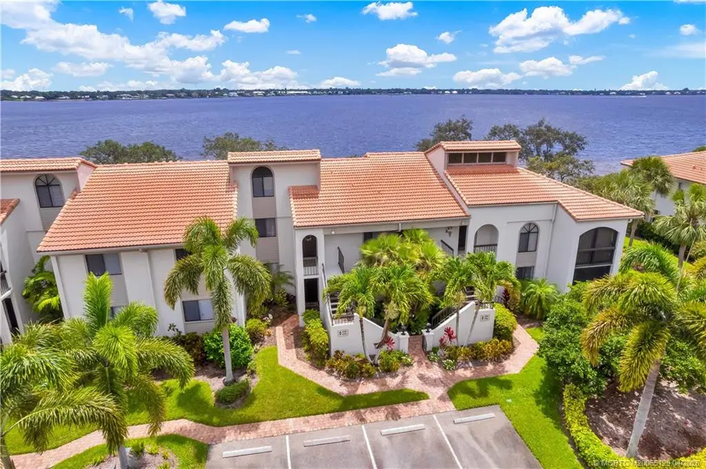 Photo 3 at 2560 NW Seagrass Drive 6B, Palm City