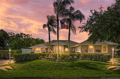 5688 SE Pot O Gold Place, Stuart – sold