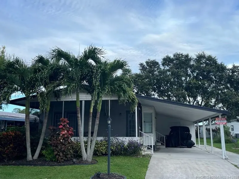 Photo 1 at 14532 SW Divot Drive, Indiantown