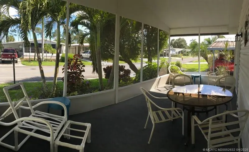 Screen Room at 14532 SW Divot Drive, Indiantown