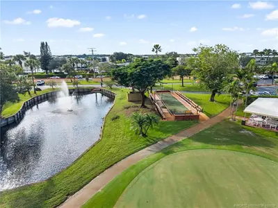 1941 SW Palm City Road B, Stuart – Condominium for sale
