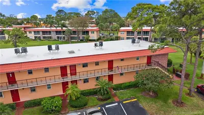 1955 SW Palm City Road I, Stuart – sold