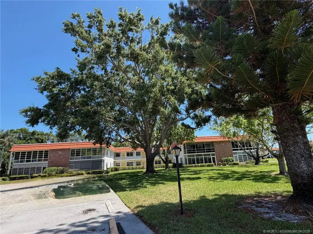 Photo 1 at 1225 NW 21st Street 3211, Stuart