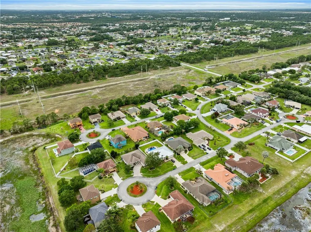 Drone Neighborhood (no arrow) at 5805 NW Breezy Brook Court, Port St. Lucie
