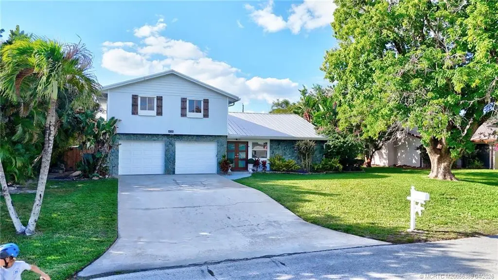 Photo 1 at 4729 SE Glenridge Trail, Stuart
