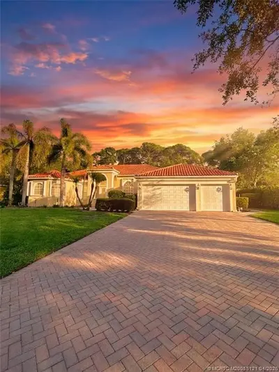 8824 SE Oak Grove Terrace, Hobe Sound – sold