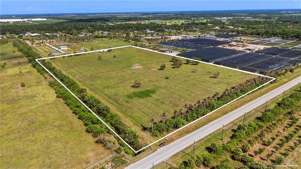 Photo 2 at 10511 SW Citrus Boulevard, Palm City