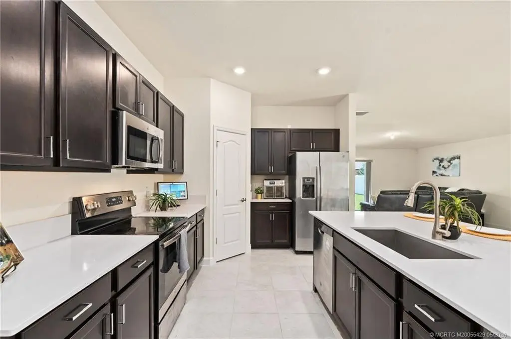Photo 6 at 4234 Birkdale Drive, Fort Pierce
