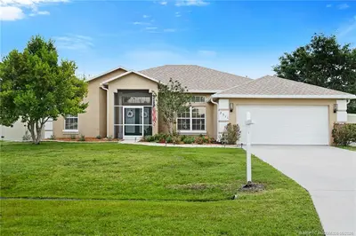 2511 SE Snapper Street, Port St. Lucie – sold