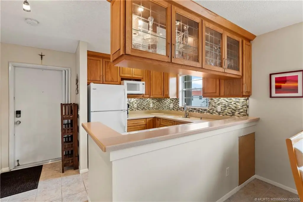 Photo 4 at 2600 SE Ocean Boulevard EE15, Stuart
