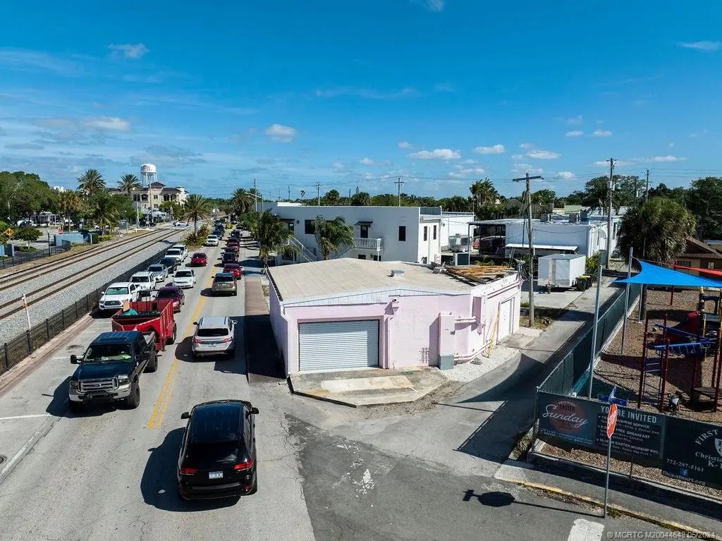 Photo 1 at 290 N Dixie Highway, Stuart