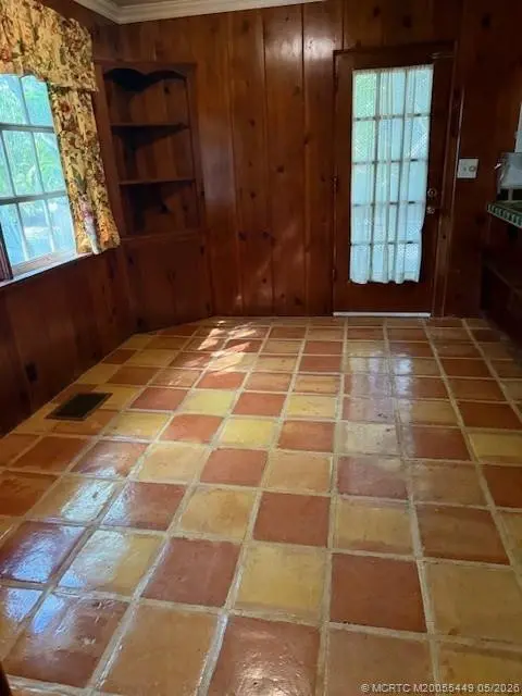 Photo 3 at 713 SW Bryant Avenue, Stuart