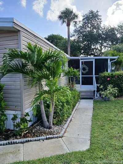 2555 Pga Boulevard 127, Palm Beach Gardens – Mobile Home for sale