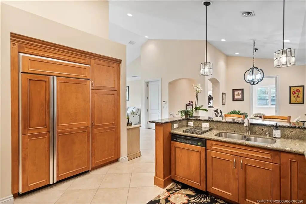 Built-in Refrigerator at 939 SE Willoughby Trace 4-5, Stuart