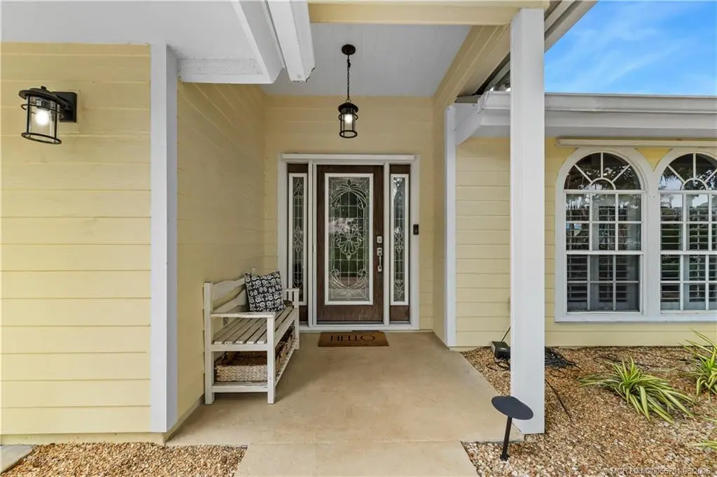 Photo 4 at 972 SW Hunt Club Circle, Palm City