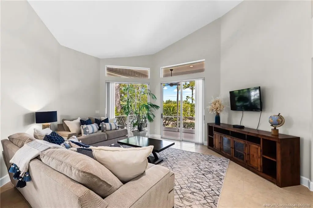Photo 4 at 2255 NW Seagrass Drive, Palm City