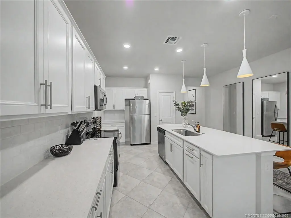 Photo 5 at 1855 SE Tarni Way, Stuart