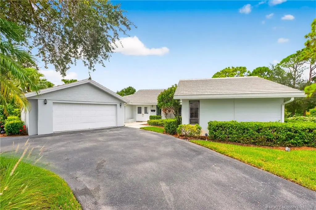 Photo 3 at 2120 NW Greenbriar Lane, Palm City