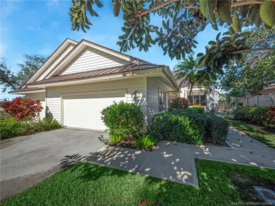 5011 SE Brandywine Way, Stuart – Villa for sale