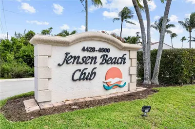 4484 NE Ocean Boulevard C2, Jensen Beach – sold