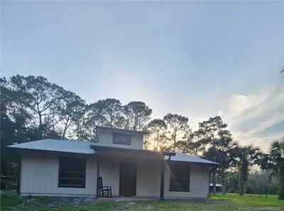 9100 SW Moss Avenue, Indiantown – Single Family Residence for sale