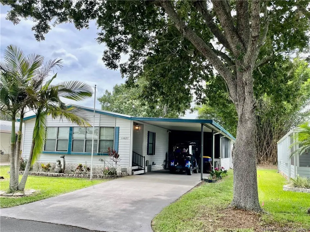 Photo 2 at 14623 Rake Drive, Indiantown