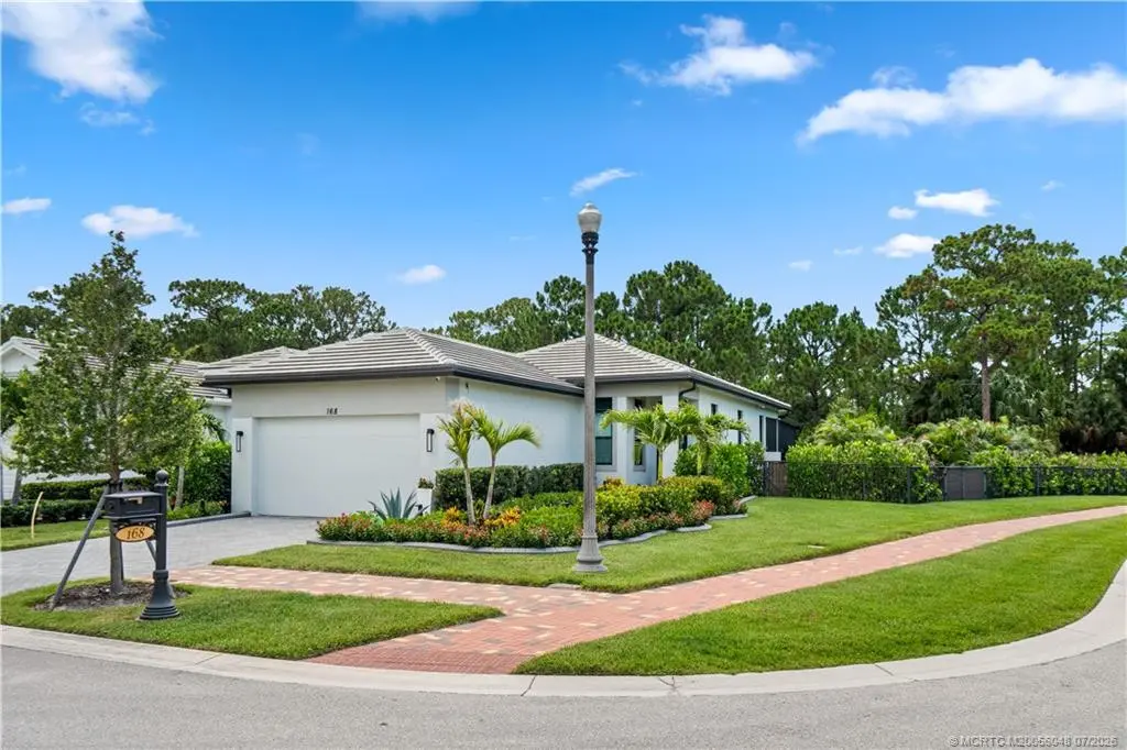 Photo 2 at 168 SE Strada Cervaro, Port St. Lucie