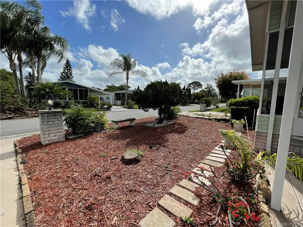 Photo 4 at 16300 SW Indianwood Circle, Indiantown