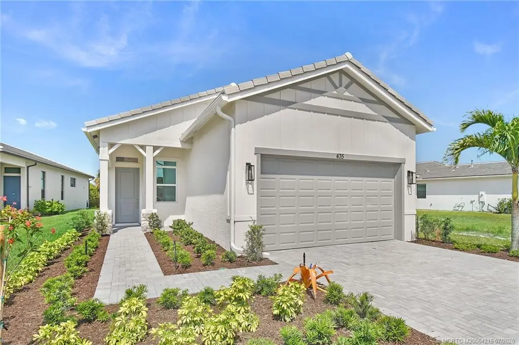 Photo 2 at 435 SE Via Sangro, Port St. Lucie